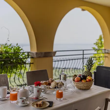 San Michele Lejlighedshotel Costermano